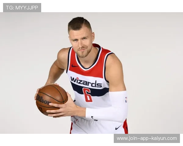 波尔津吉斯外线投射精准，凯尔特人攻守平衡